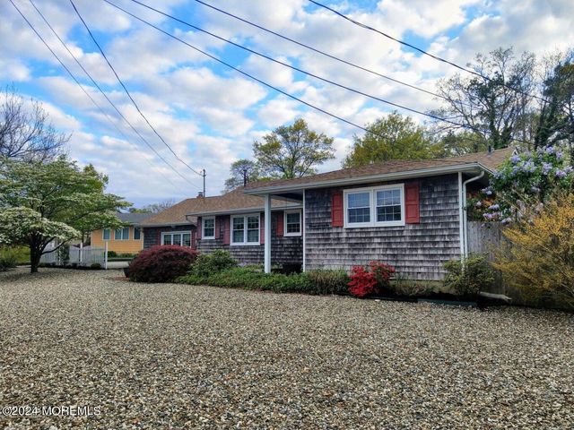 1176 Fern Street, Toms River, NJ 08753