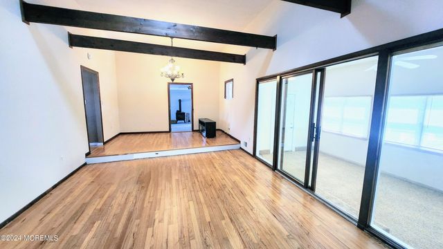 1176 Fern Street, Toms River, NJ 08753