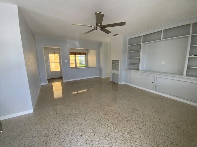 1404 COREY WAY S, South Pasadena, FL 33707