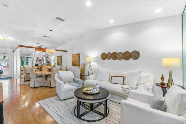 18855 Candlewick Drive, Boca Raton, FL 33496