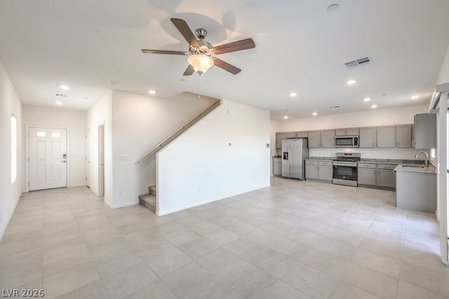 7970 Diamond Sky Avenue, Las Vegas, NV 89113