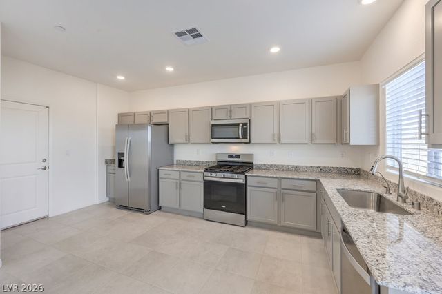 7970 Diamond Sky Avenue, Las Vegas, NV 89113