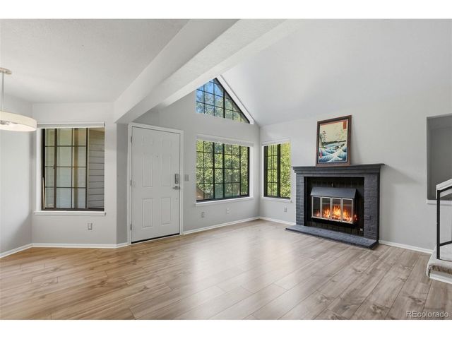 816 S Vance St B, Lakewood, CO 80226