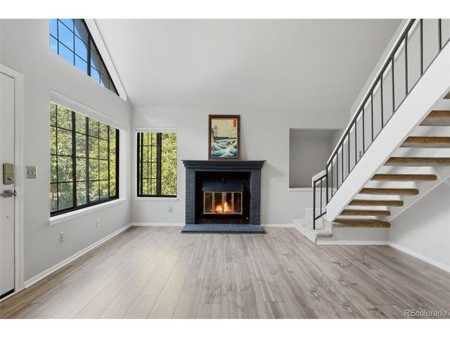 816 S Vance St B, Lakewood, CO 80226