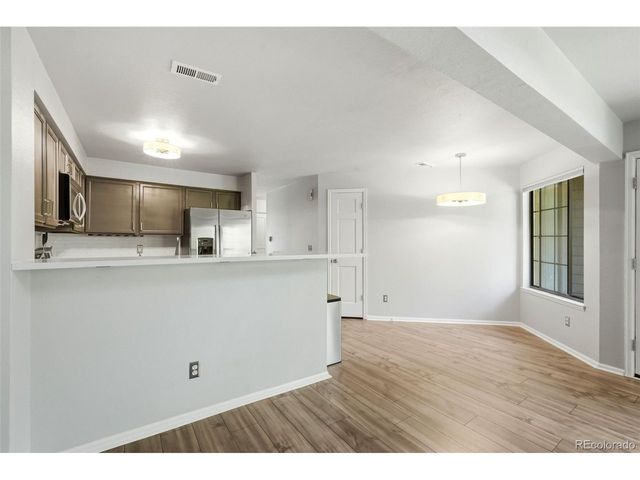 816 S Vance St B, Lakewood, CO 80226