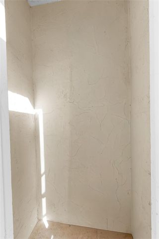 101 E Mcnab Road 112, Pompano Beach, FL 33060