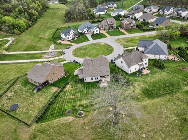 316 Bayberry Ct, Nolensville, TN 37135