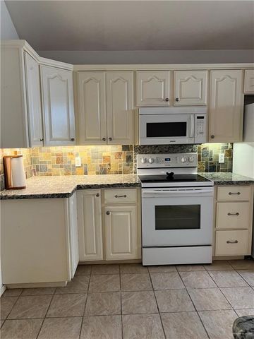229 Karen Drive, Alamo, TX 78516