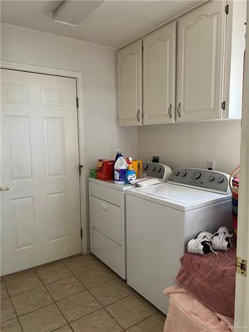 229 Karen Drive, Alamo, TX 78516