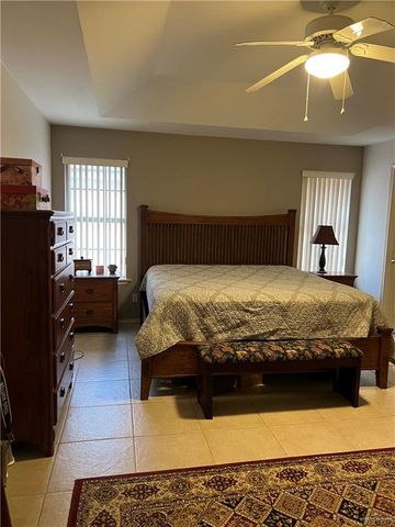229 Karen Drive, Alamo, TX 78516