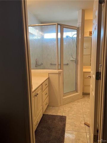 229 Karen Drive, Alamo, TX 78516