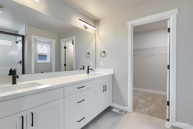 2444 SW Ridgeway Drive, Oak Harbor, WA 98277