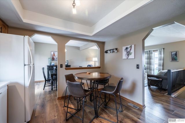 16604 Weir Street, Omaha, NE 68135