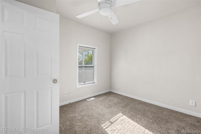 2051 Dwight Avenue, Flint, MI 48503
