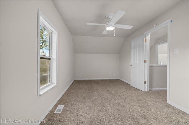 2051 Dwight Avenue, Flint, MI 48503