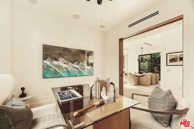 2115 Walnut Avenue, Venice (los Angeles), CA 90291