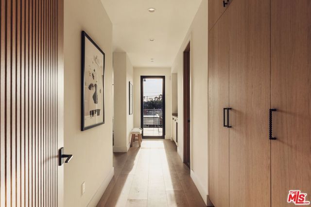 2115 Walnut Avenue, Venice (los Angeles), CA 90291