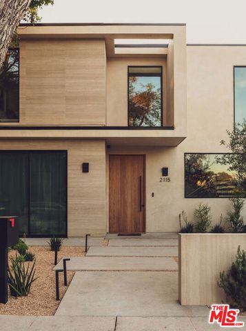 2115 Walnut Avenue, Venice (los Angeles), CA 90291