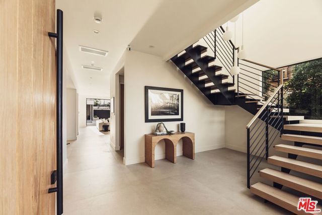 2115 Walnut Avenue, Venice (los Angeles), CA 90291