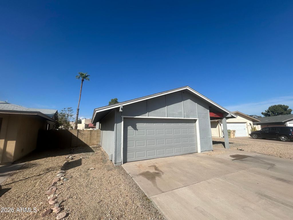 4844 W TOWNLEY Avenue, Glendale, AZ 85302
