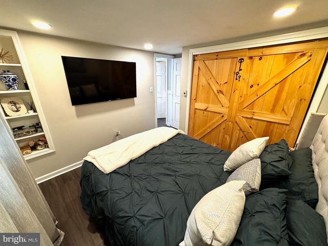 321 TOMLIN STATION RD, Mullica Hill, NJ 08062