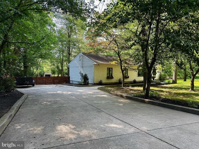 321 TOMLIN STATION RD, Mullica Hill, NJ 08062