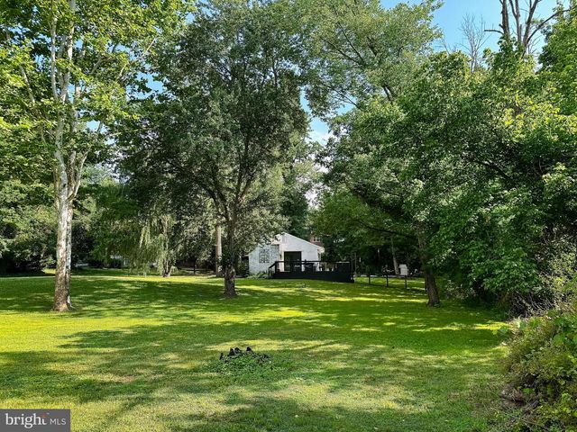 321 TOMLIN STATION RD, Mullica Hill, NJ 08062