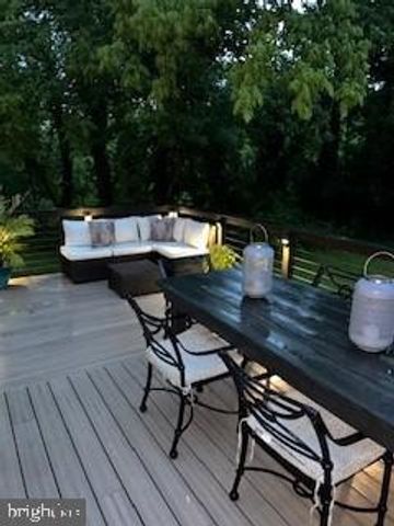 321 TOMLIN STATION RD, Mullica Hill, NJ 08062