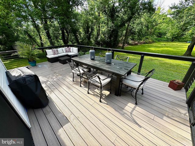321 TOMLIN STATION RD, Mullica Hill, NJ 08062