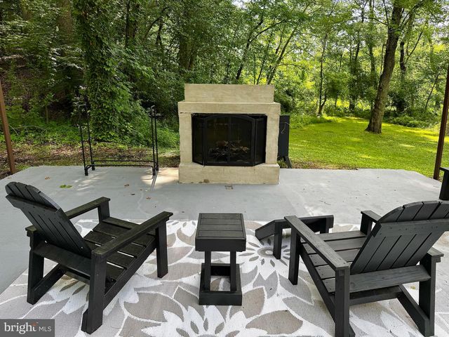 321 TOMLIN STATION RD, Mullica Hill, NJ 08062