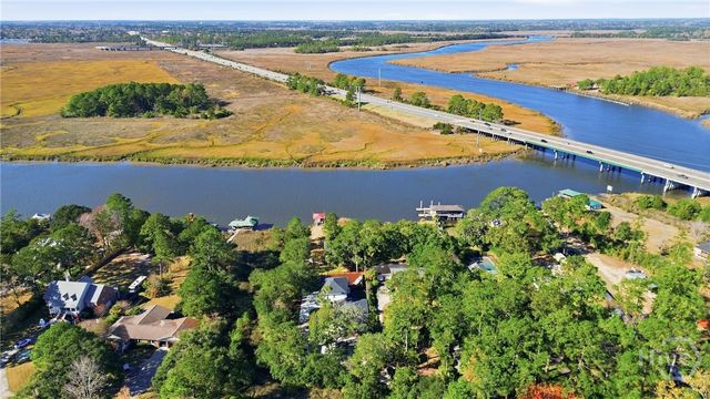 9 Brewster Street, Savannah, GA 31419