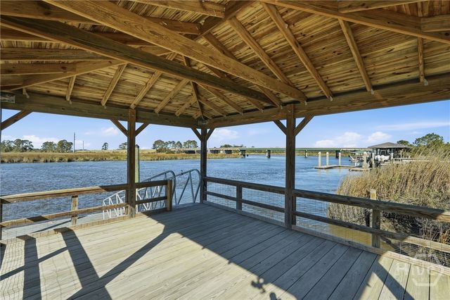 9 Brewster Street, Savannah, GA 31419