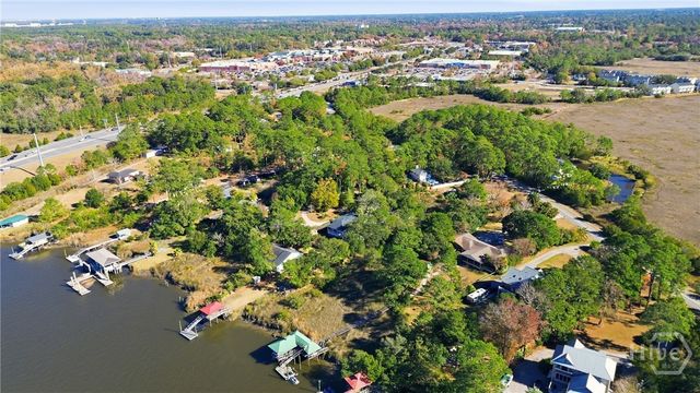 9 Brewster Street, Savannah, GA 31419