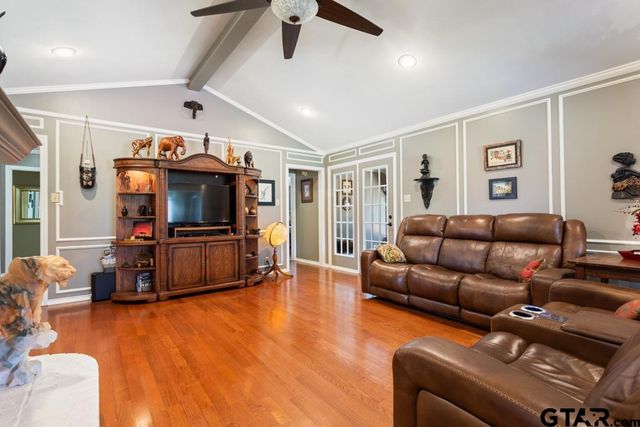 10768 Harvestwood Dr, Tyler, TX 75703