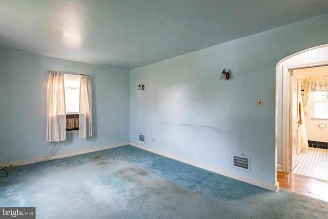 1435 FAYETTE AVE, Reading, PA 19607