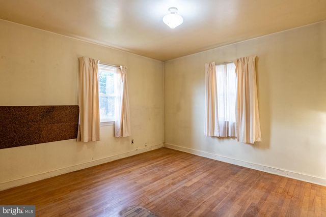 1435 FAYETTE AVE, Reading, PA 19607