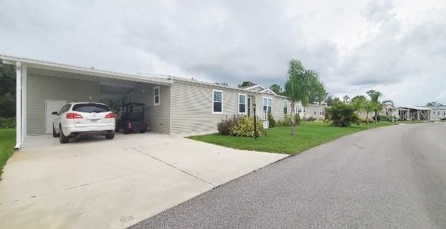 12116 SW COUNTY 769 ROAD 121, Lake Suzy, FL 34269