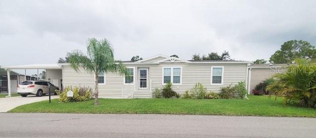 12116 SW COUNTY 769 ROAD 121, Lake Suzy, FL 34269