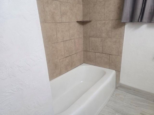 7702 Claiborne Street, Houston, TX 77016