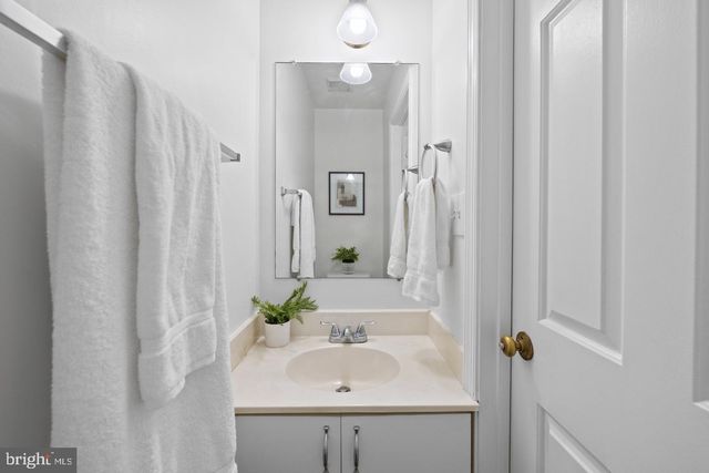 919 DARTMOUTHGLEN WAY, Baltimore, MD 21212