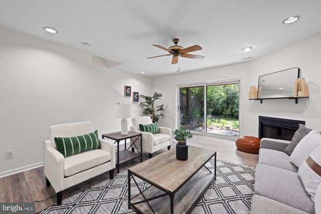 919 DARTMOUTHGLEN WAY, Baltimore, MD 21212