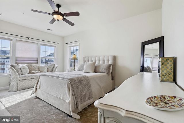 310 GARDEN VIEW SQ, Rockville, MD 20850