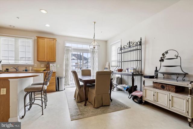 310 GARDEN VIEW SQ, Rockville, MD 20850