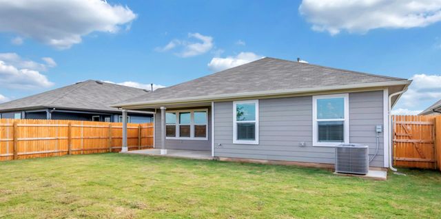 207 Sweetwater Creek LN, Hutto, TX 78634