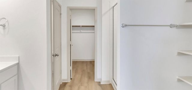 207 Sweetwater Creek LN, Hutto, TX 78634