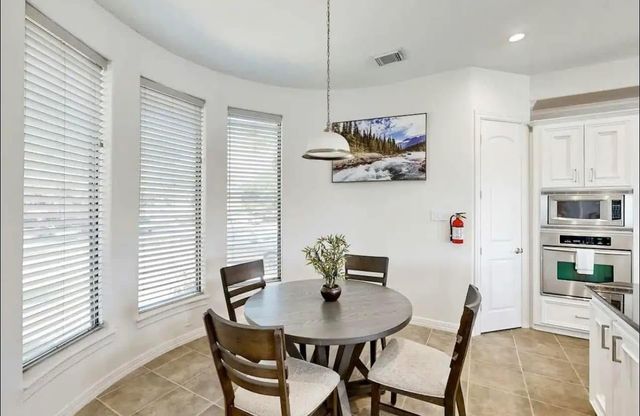 1834 Lakeside Drive, Seabrook, TX 77586