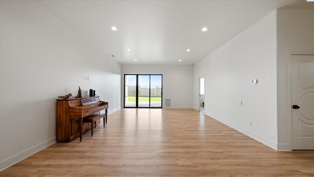 400 Piper Street, Richland, WA 99352