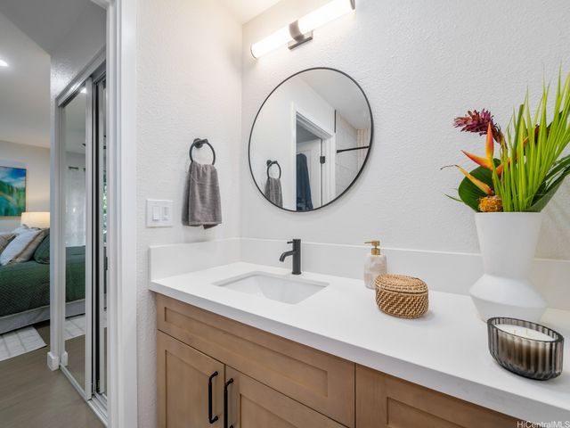 95-664 Wikao Street L205, Mililani, HI 96789