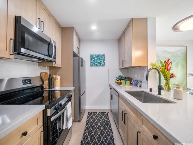 95-664 Wikao Street L205, Mililani, HI 96789