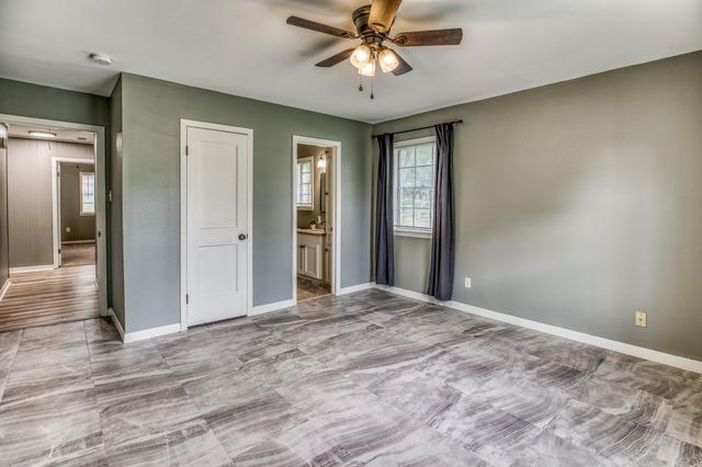 605 Clearspring Drive, Brenham, TX 77833